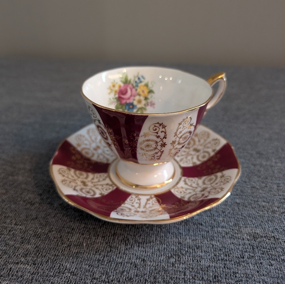 Royal Standard Cup & Saucer Set, Red/White Panel with Floral Design, #3220